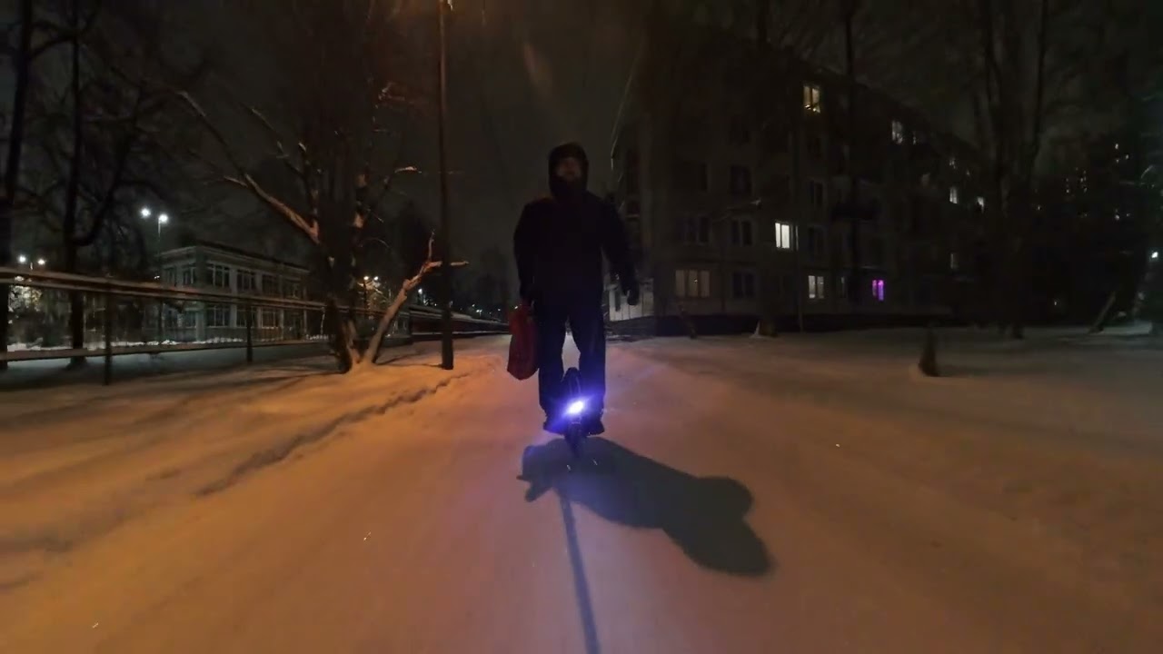 08.01.2026 вечерний променад на Моноколесе Kugo Kirin U2 (он же KingSong 16S). -11 градусов