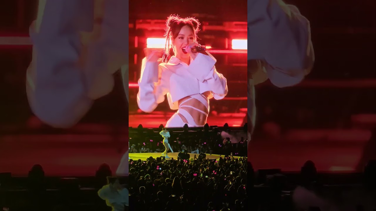 PLAYING WITH FIRE P1 by #BLACKPINK - Born Pink World Tour - San Francisco -  August 2023