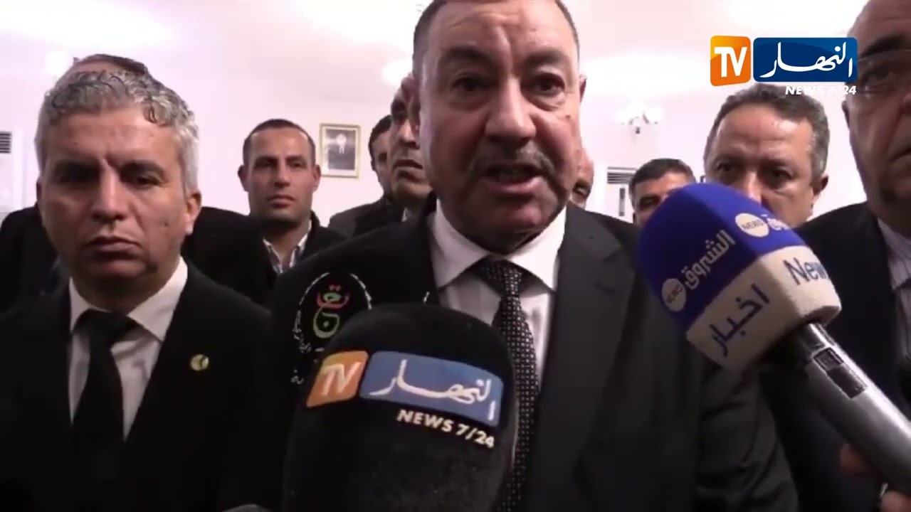 وزير النقل : 