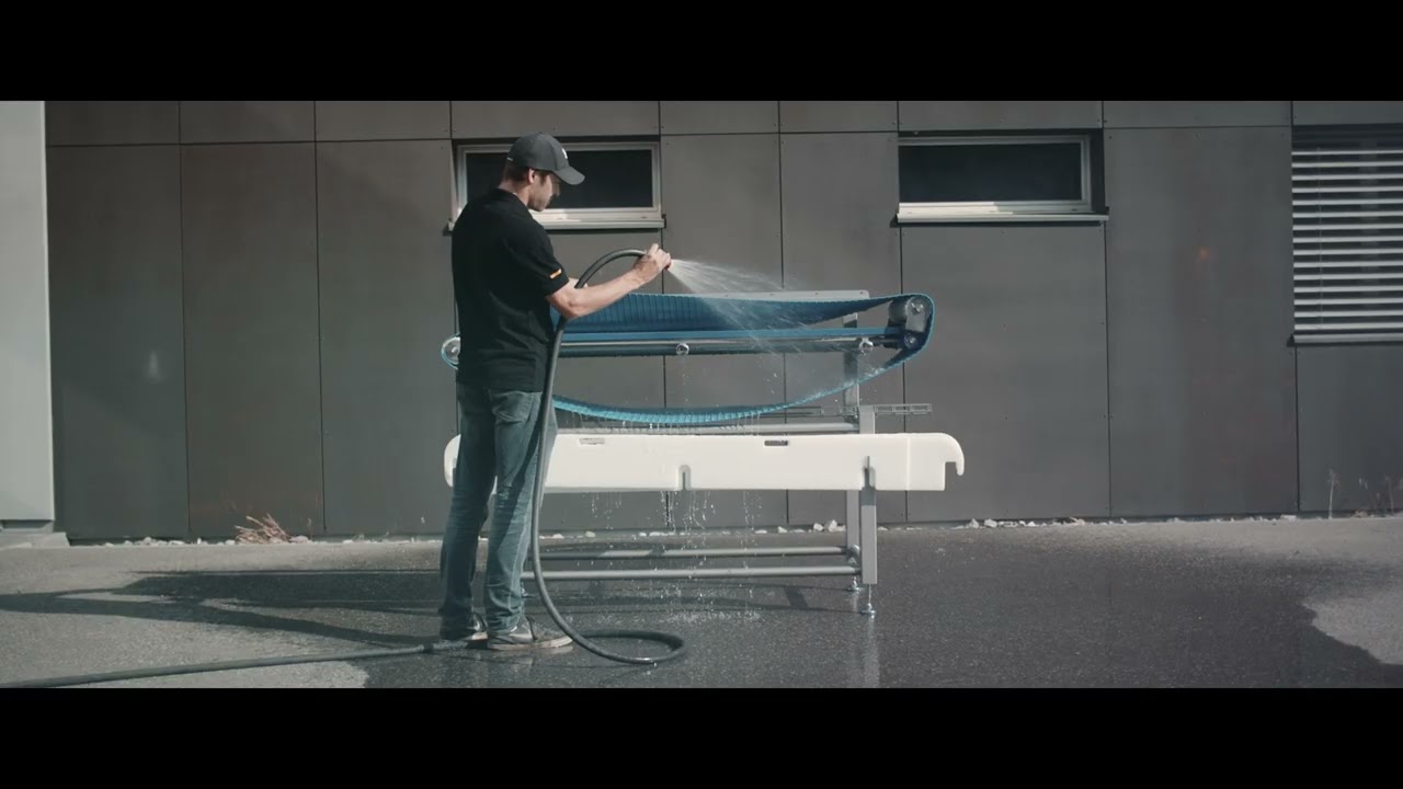 Roller conveyor for food and pharma applications