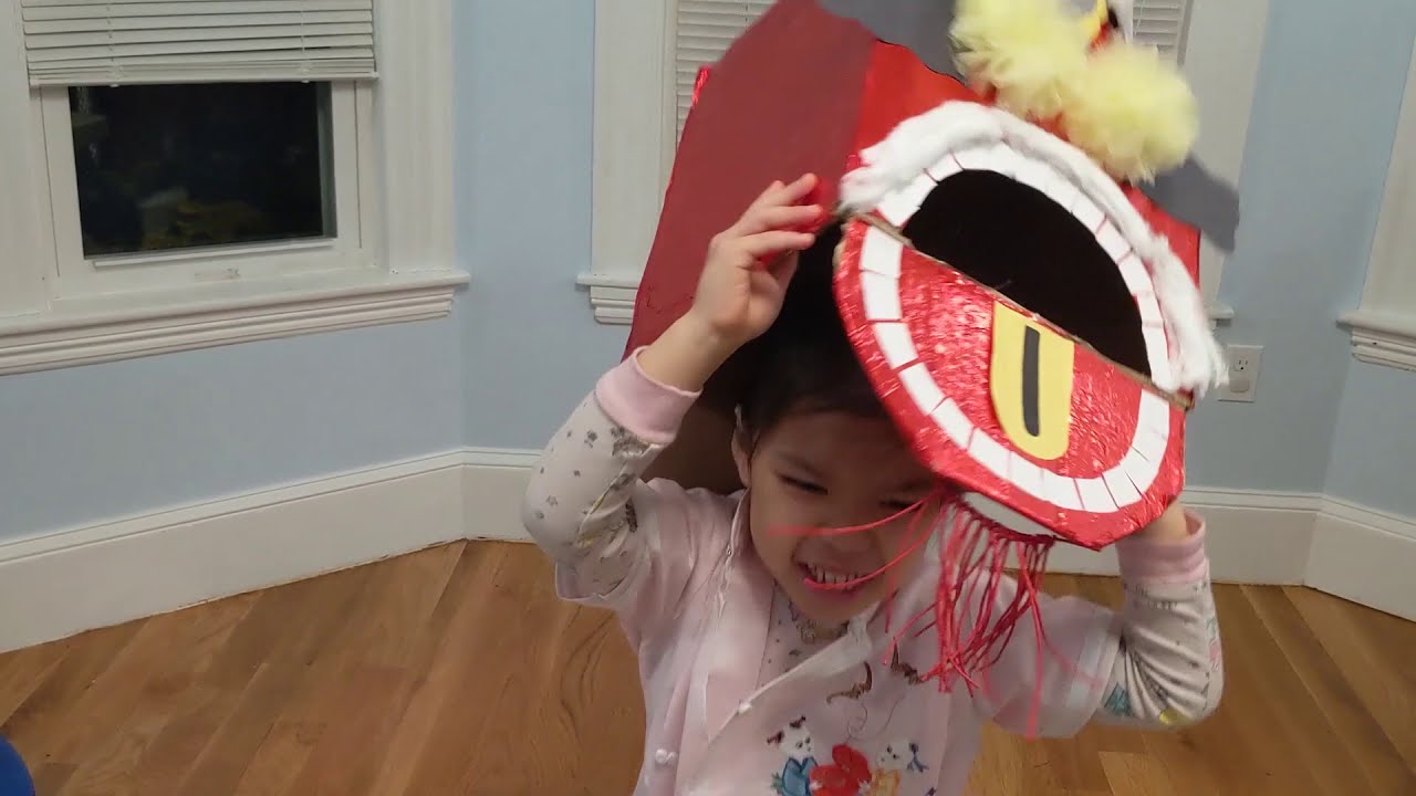 DIY Lion Head Tutorial by Nüwa Athletic Club and Pao Arts Center