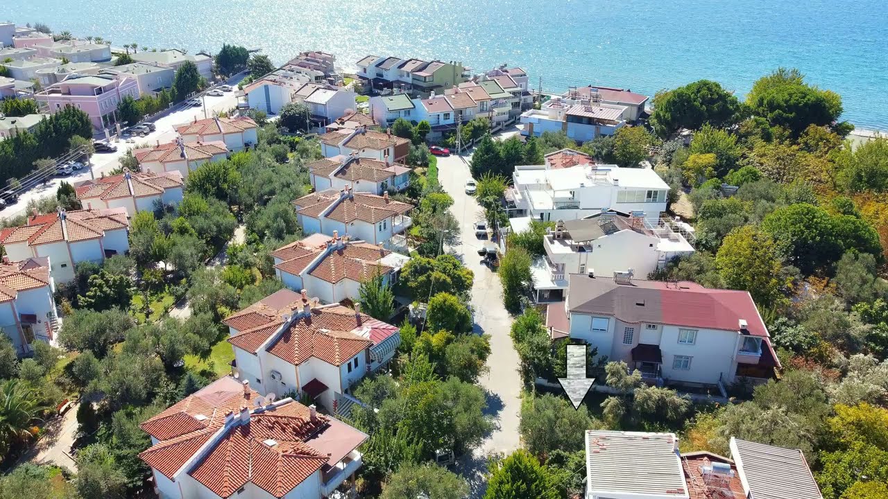 ALTINOLUK GİRİŞİ AVCILARDA DENİZE 100MT 2 VİLLALIK 351M2 ARSA