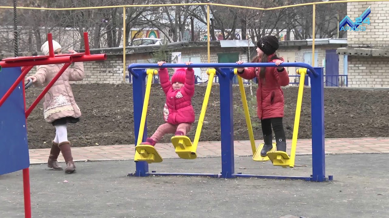 В Московском обновили парк отдыха и главную дорогу микрорайона