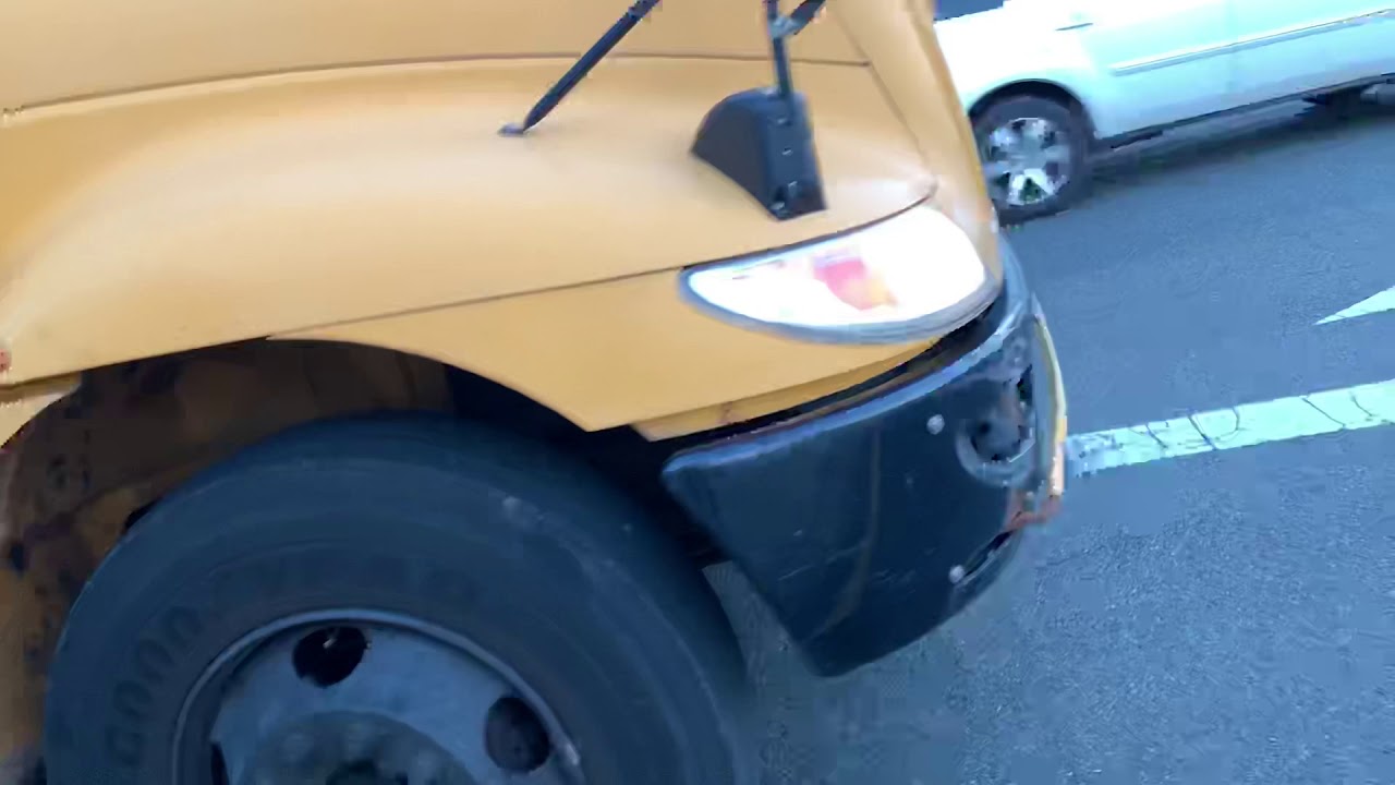 School Bus Horn Goes Off