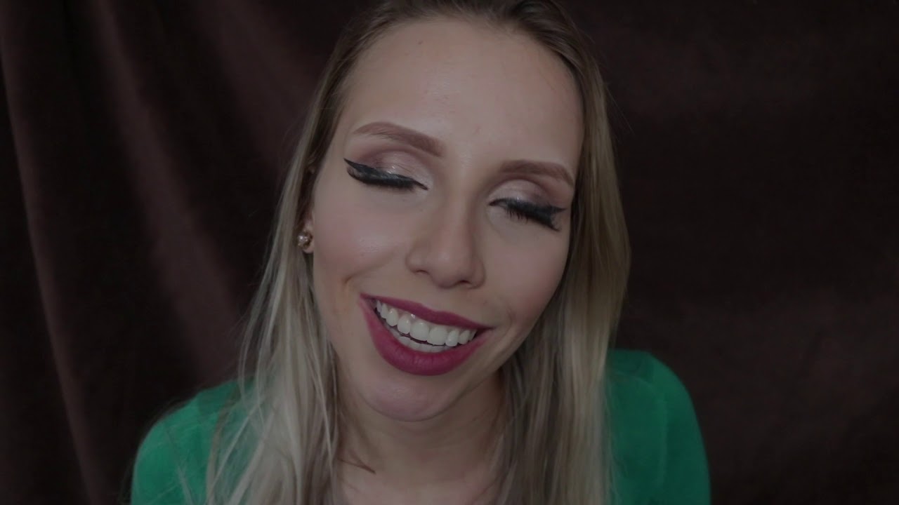 ASMR DUVIDO VOCE RESISTIR A ESSE ASMR - Bruna Harmel