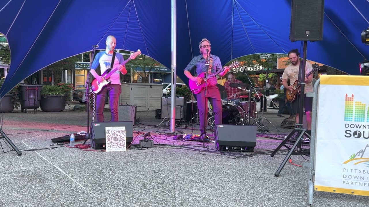 Coxcomb Red (Live from Market Square)