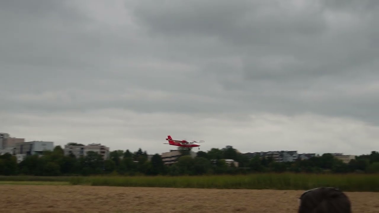Multiplex Partenavia P68 landing in soft grass (slo-mo)