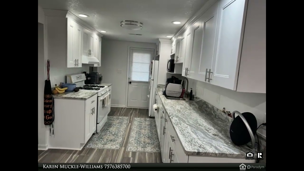 CENTURY 21 Nachman Realty - 425 Waters Rd
