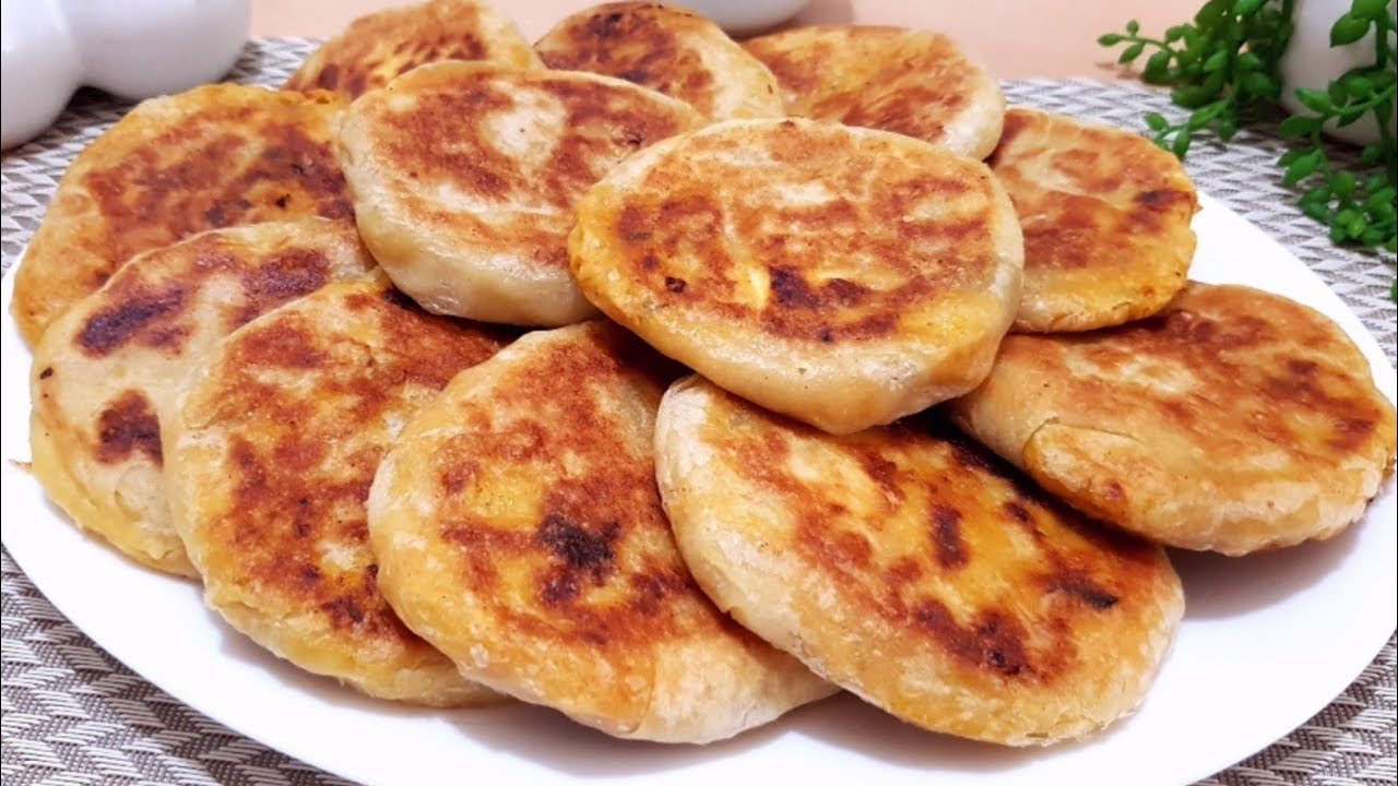 زيني النية وجربي فطائر المقلاة بنتهم خياالية 😋نضمنلك تولي ديريهم صباح وعشية