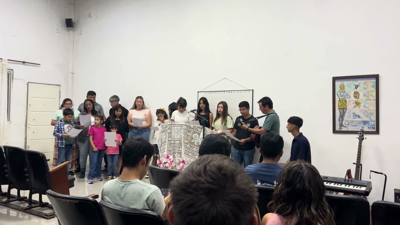 Èl siempre Reina”  Jóvenes de Longchamps.