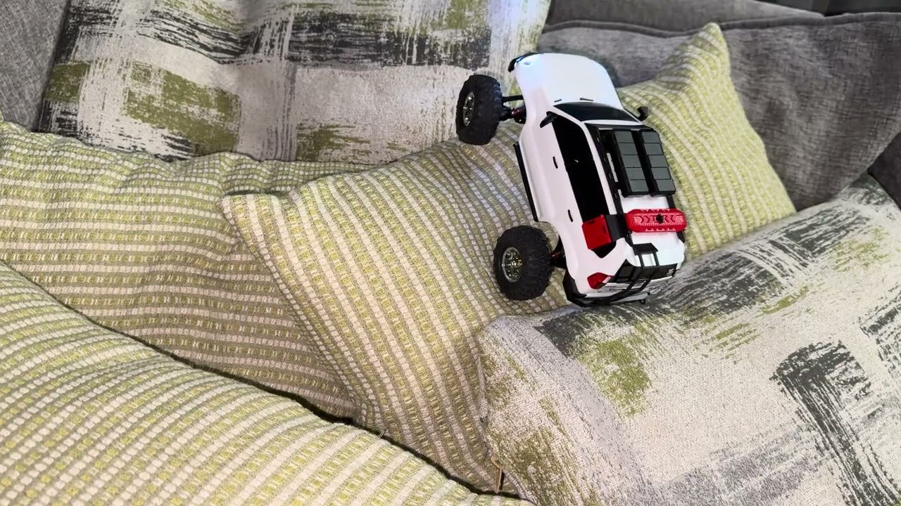 Urban couch crawling with Lexus gx470