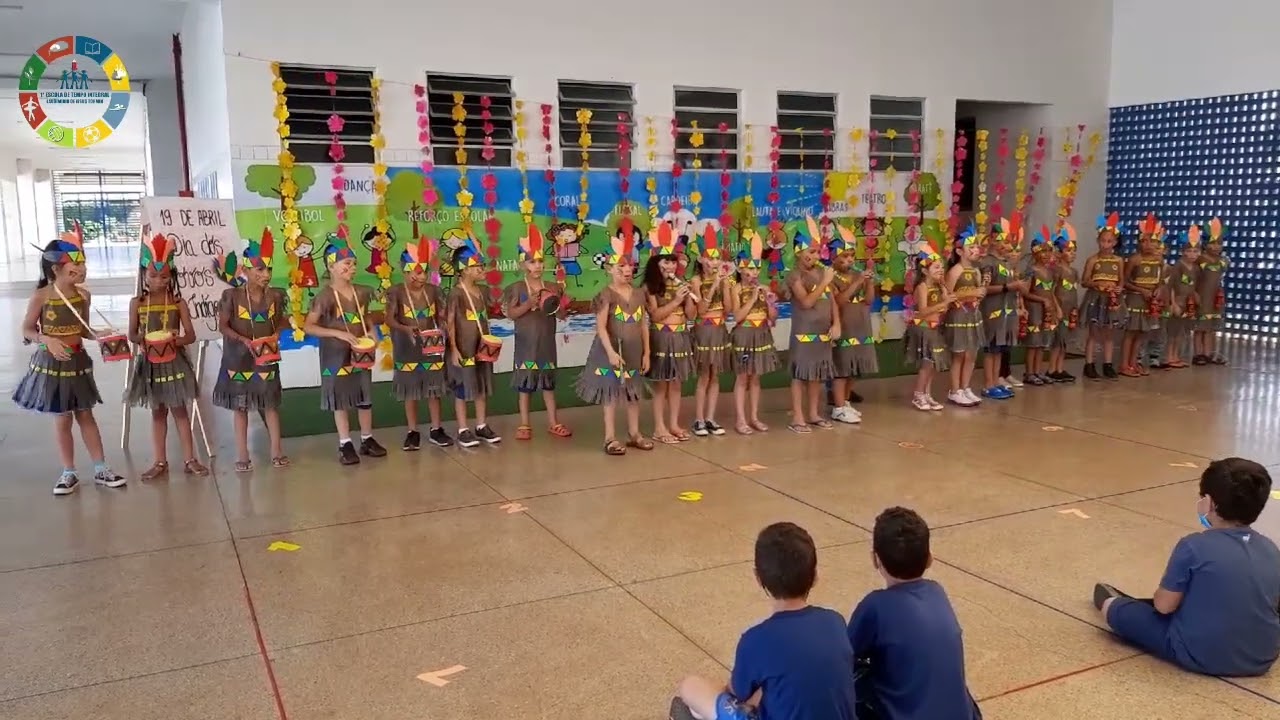 Apresentação dia do índio.