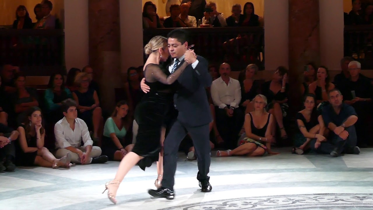 Noelia Hurtado & Carlos Espinoza, Sorbos amargos (WinterTangoNapoli 2019, 1/4)