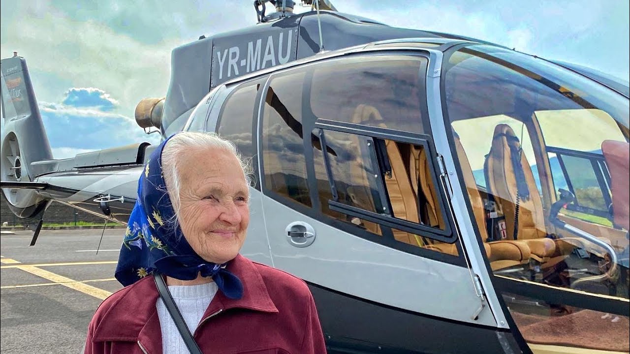 🚁 STRĂBUNICA cu  ELICOPTERUL! Primul zbor din viața ei!!