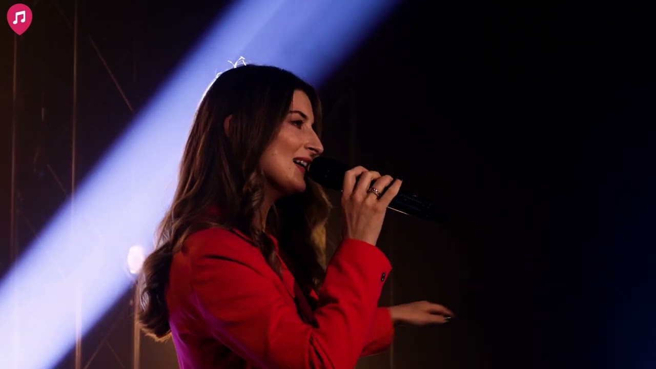 Female Singer for weddings & events in London, UK - Opulence