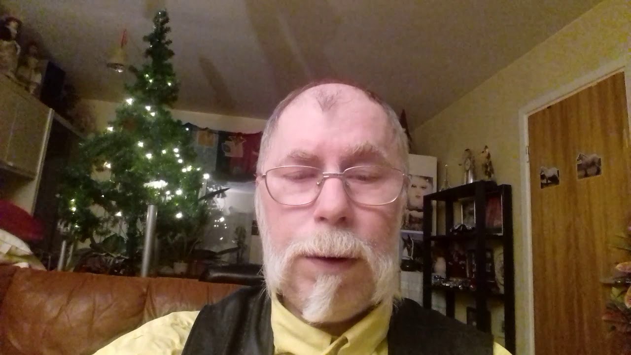 20191211 224616 sjunger lusse lelle