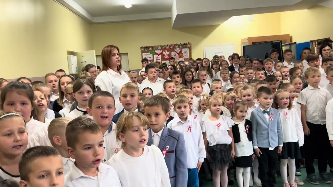 Szkoła do Hymnu 
