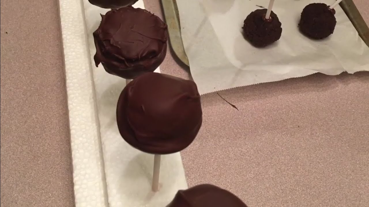 Gluten-Free, Dairy-Free and Refined Sugar-Free Cake Pops