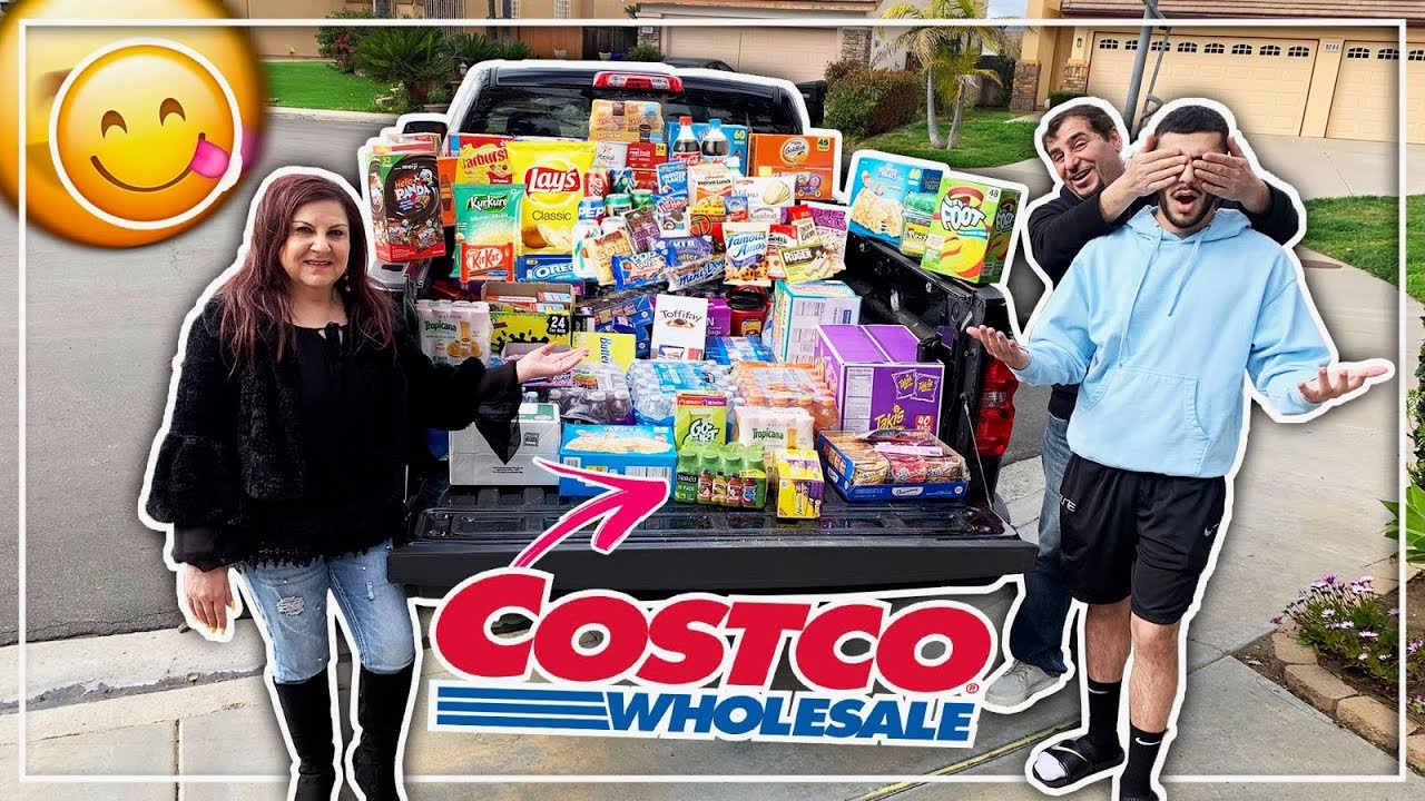 SURPRISING BRAWADIS WITH $1000 WORTH OF CANDY!!