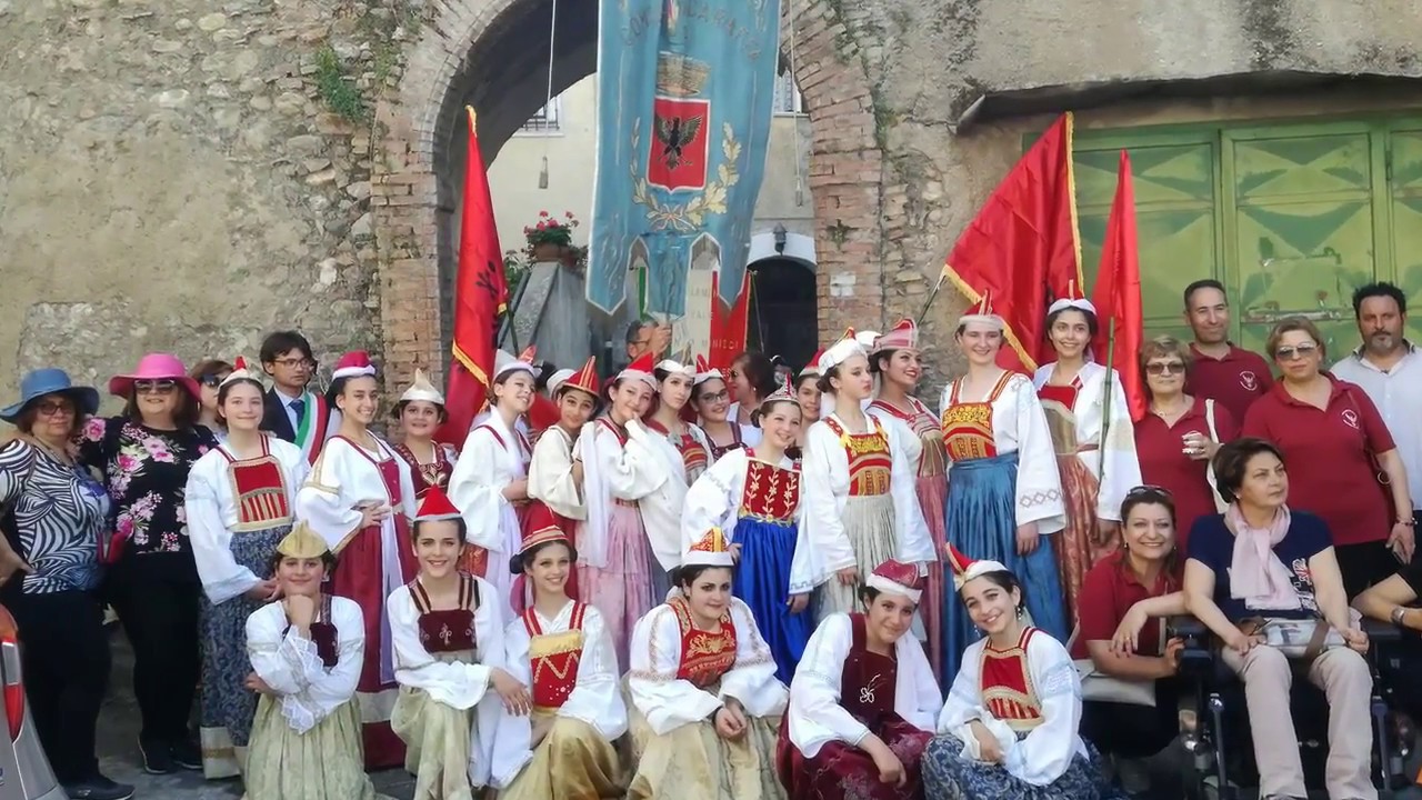 XXV Rassegna Culturale Folkloristica -  Esibizione di Caraffa - Firmo 26 maggio 2018
