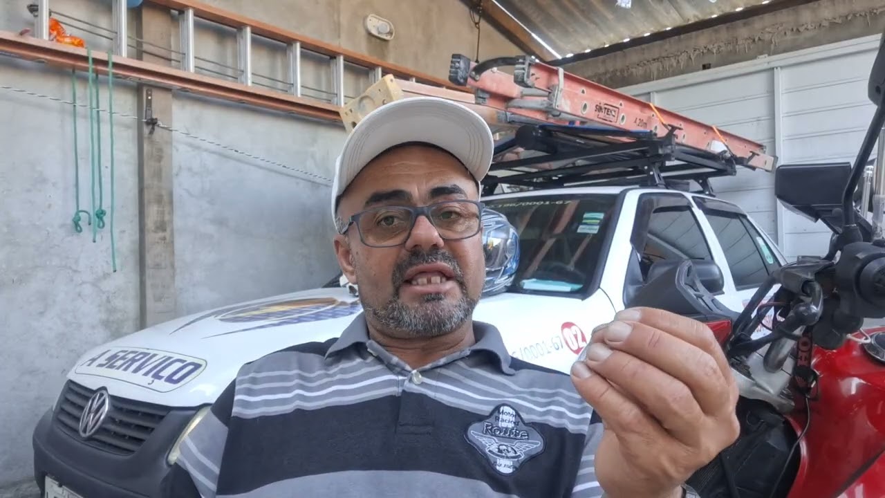 Seccionamento do condutor neutro por um disjuntor comum está correto? 
