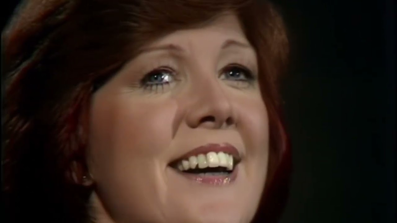 Cilla Black - Step Inside Love (Almighty Remix)