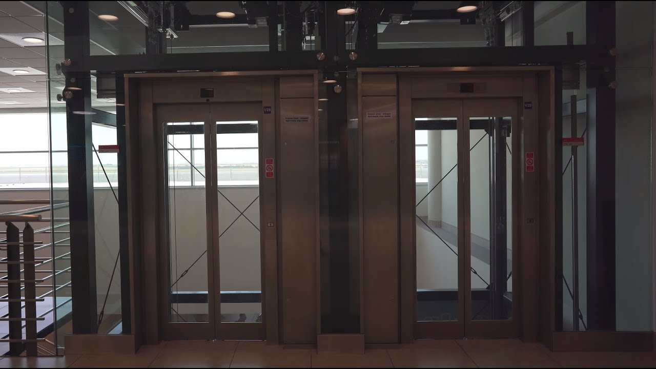 Czech Republic, Václav Havel Airport Prague, walk to gate C3