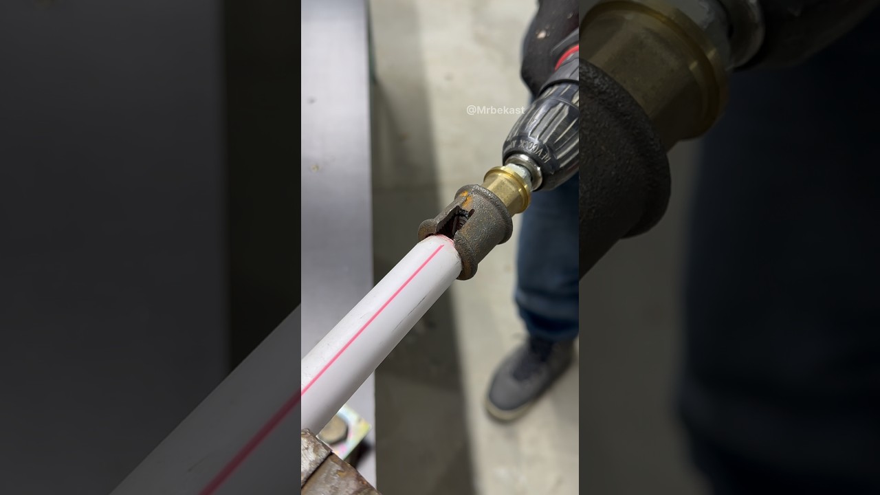🔥 A DIY Method for Cutting Threads on a Plastic Pipe