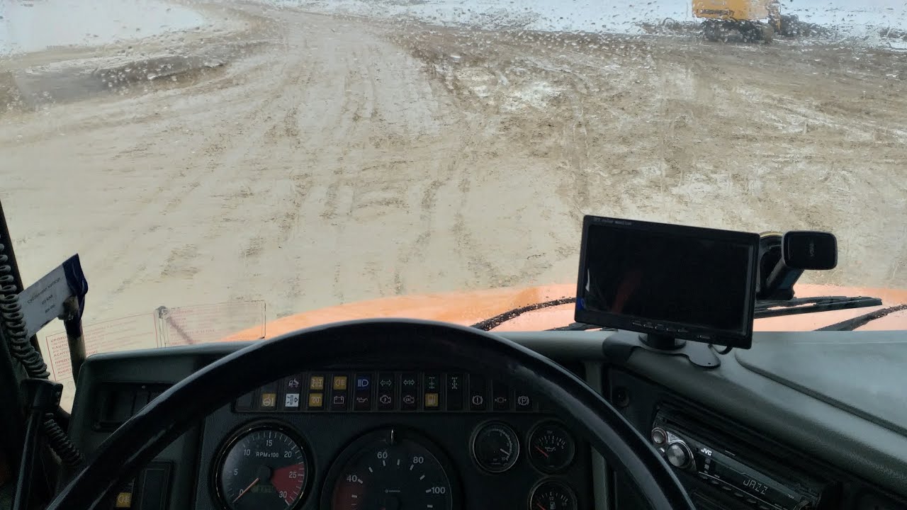 Winter driving Tatra Jamal 163/Tatra  Jamal 163 зїзд з гори зимою