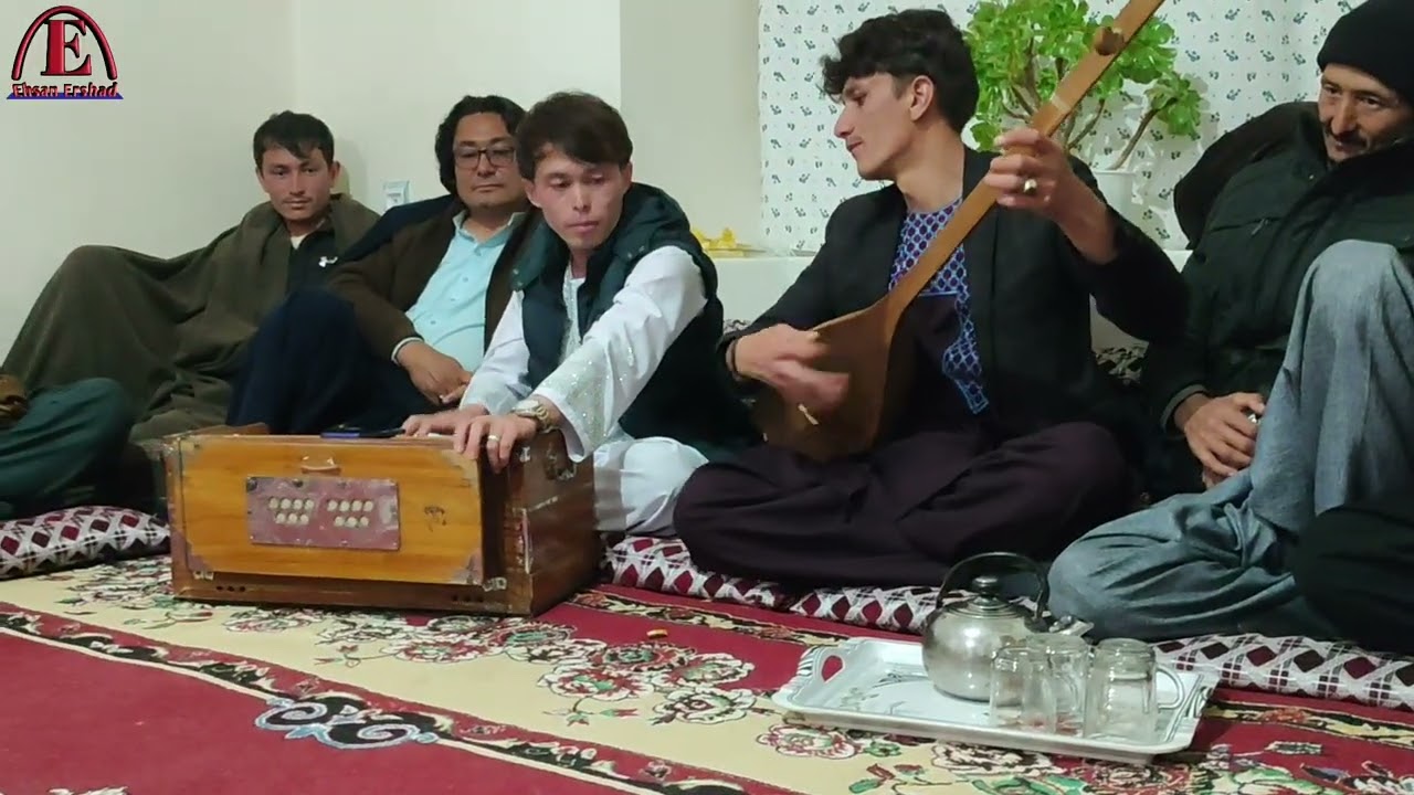 مرا آنروز گریان آفریدند. احسان ارشاد Hazaragi Song Ehsan Ershad