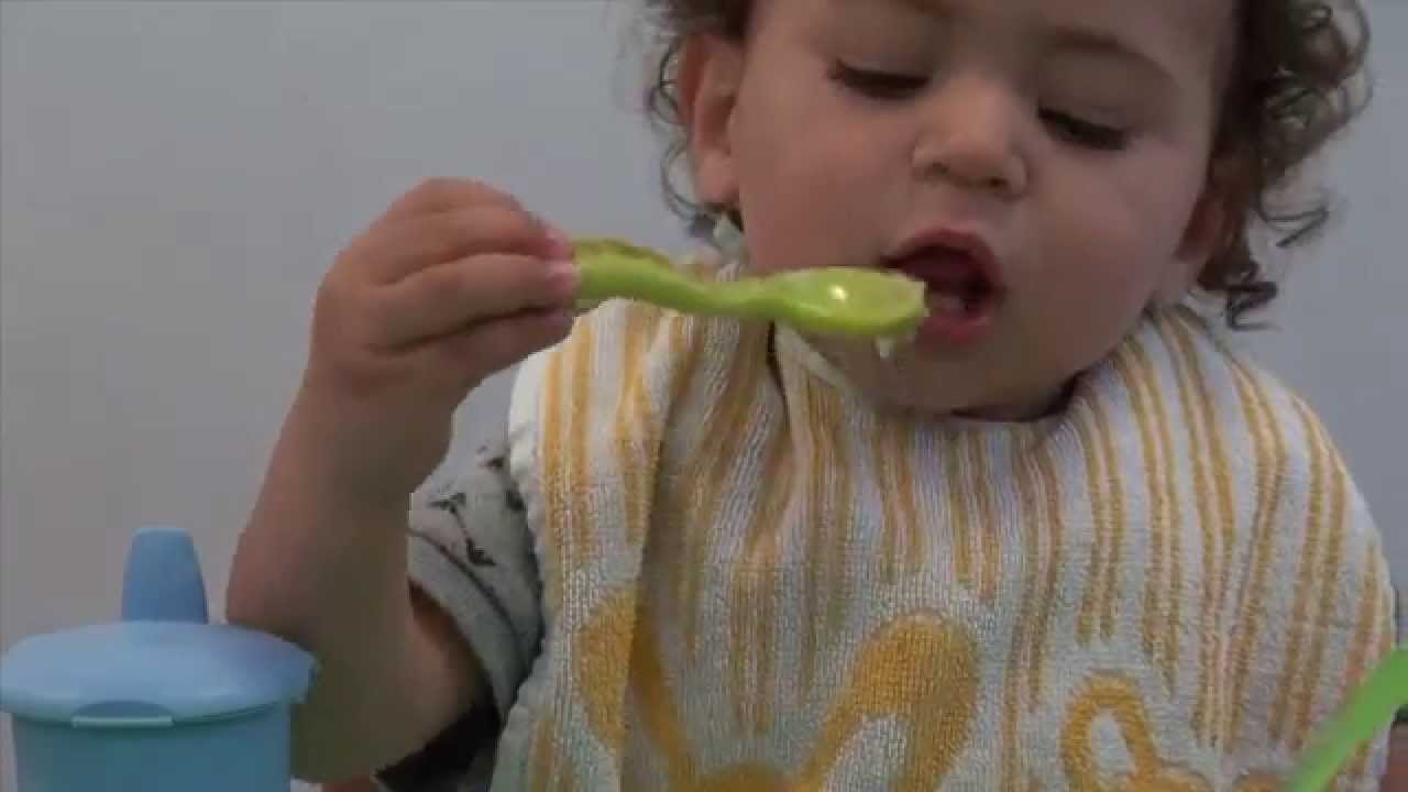 Quand l’enfant est-il prêt à passer à table ?