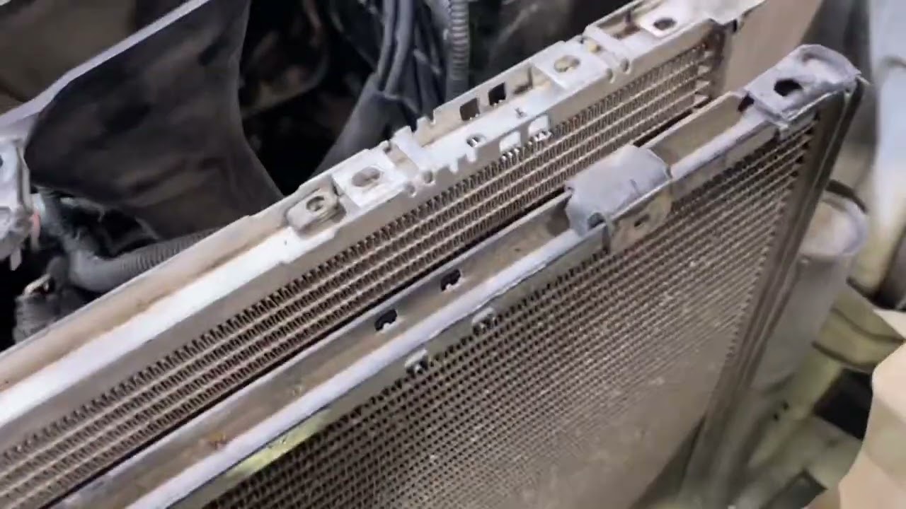 2005 Lexus RX330 Radiator Replacement