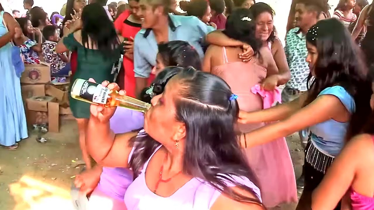 ¡Pero que ambientazo se armó en Huamuchitos en el festejo matrimonial!