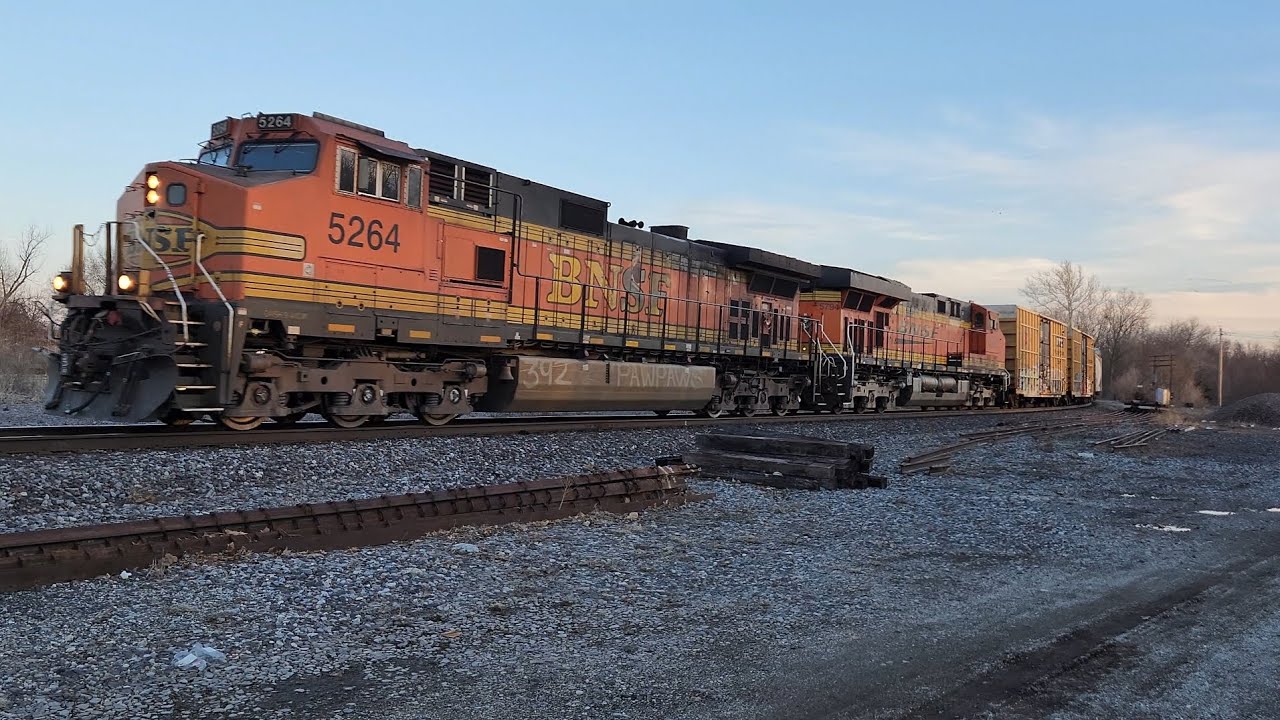 Chasing a NB BNSF Manifest on February 10, 2026