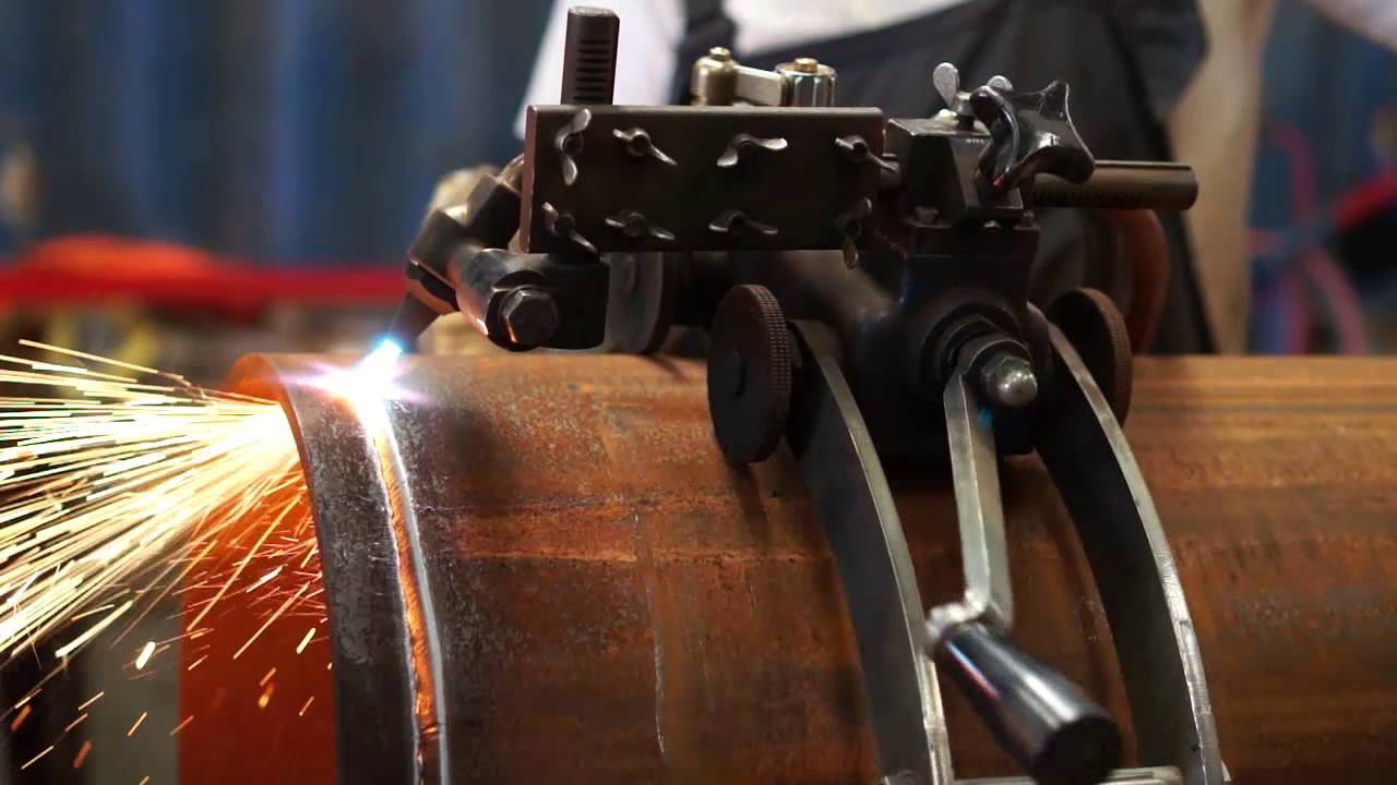 Stalen buizen specialist Solines maatwerk in stalen buizen: bevel branden