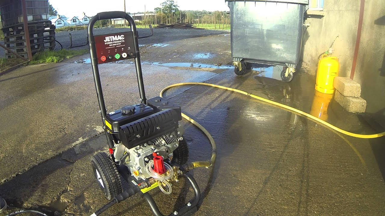 7 Horse Power Loncin Petrol pressure washer with 3000 psi axial 10  litre pump