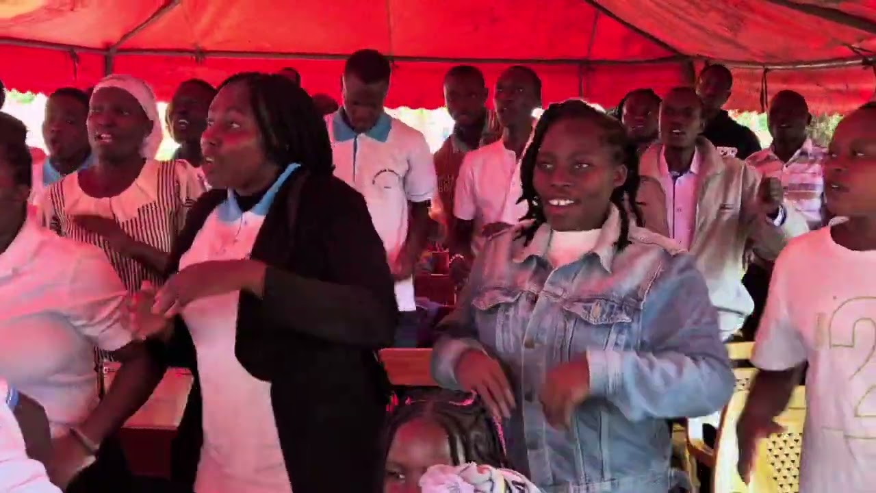 Ifeti makondwa .. st Thomas PANTALEON.. fidel on piano ..
