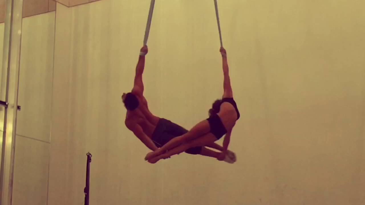 Duo Destiny - Straps Training Celebrity Studios