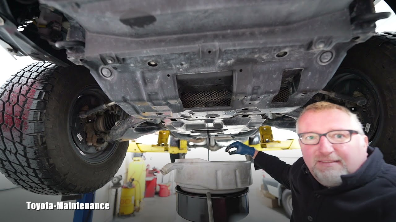Замена масла и фильтра в двигателе Toyota 4Runner 2019 года