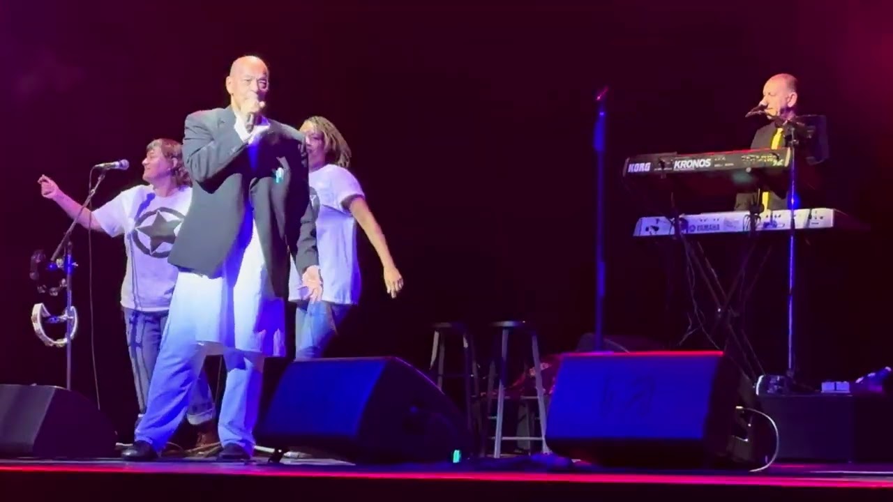 FYC  / Roland Gift Johnny Come Home (Live 021025)