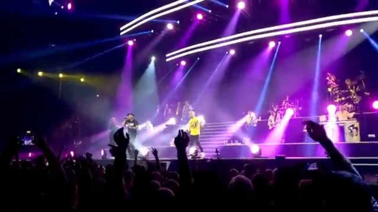 Fintelligens - Stockholm-Helsinki feat.Petter @Hartwall Areena, Ela Show
