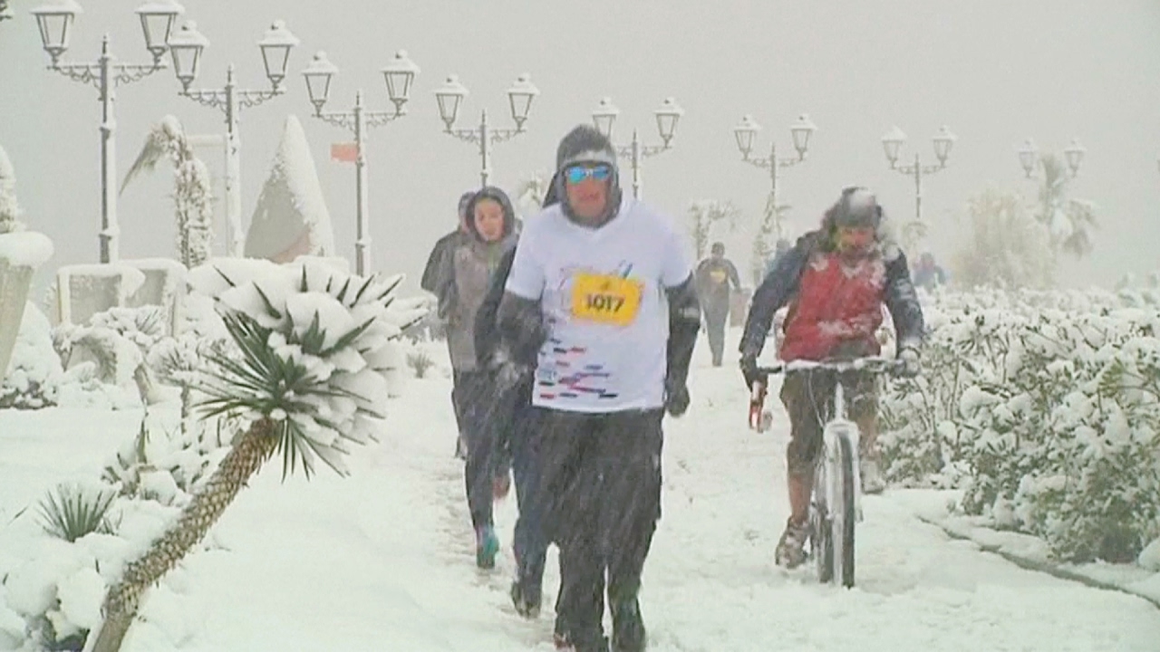 Сочи на двое суток накрыл сильный снегопад (новости)