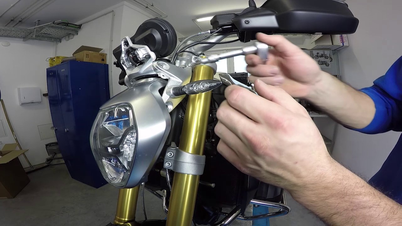 ZTechnik Windschild BMW R1200R LC by HORNIG
