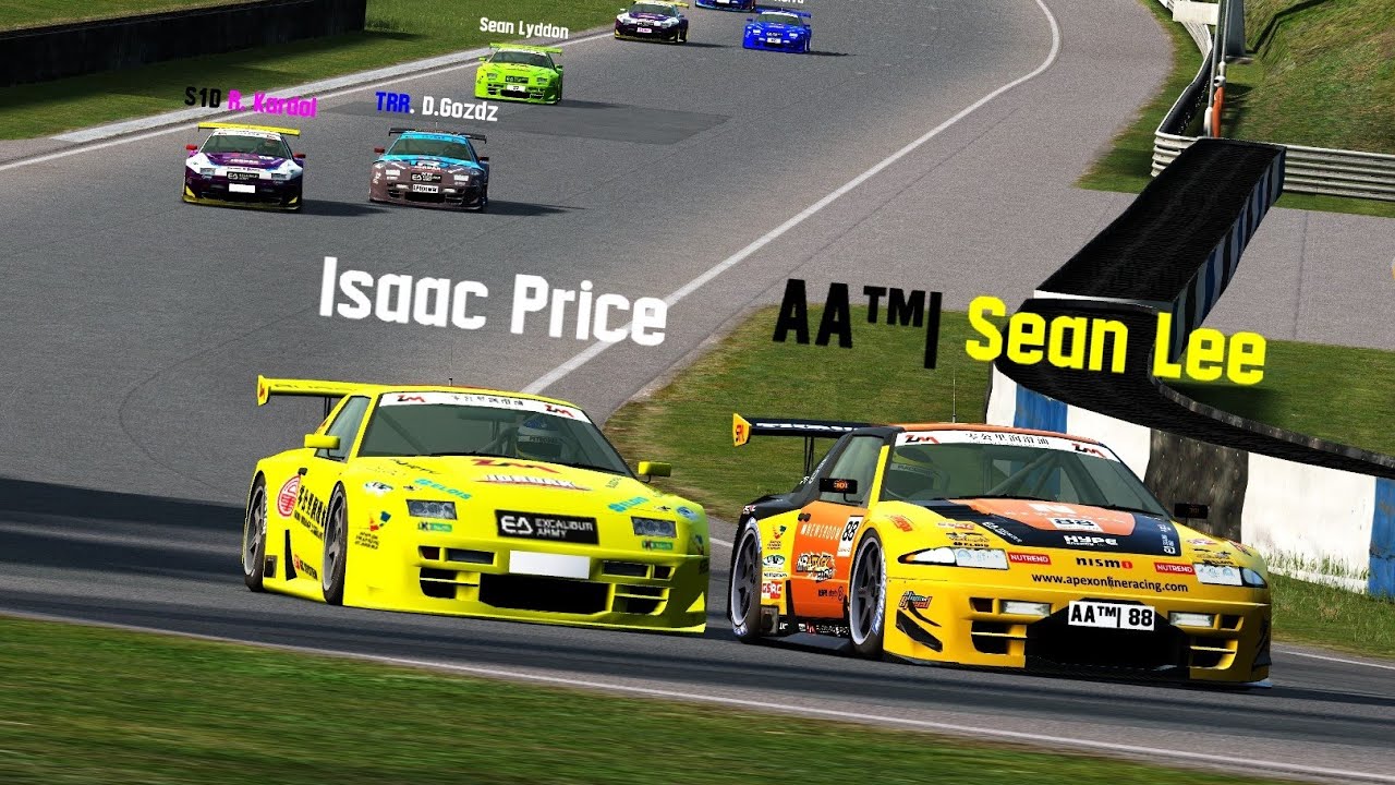 Battling with F1 eSports Driver Isaac Price | Live For Speed LFS