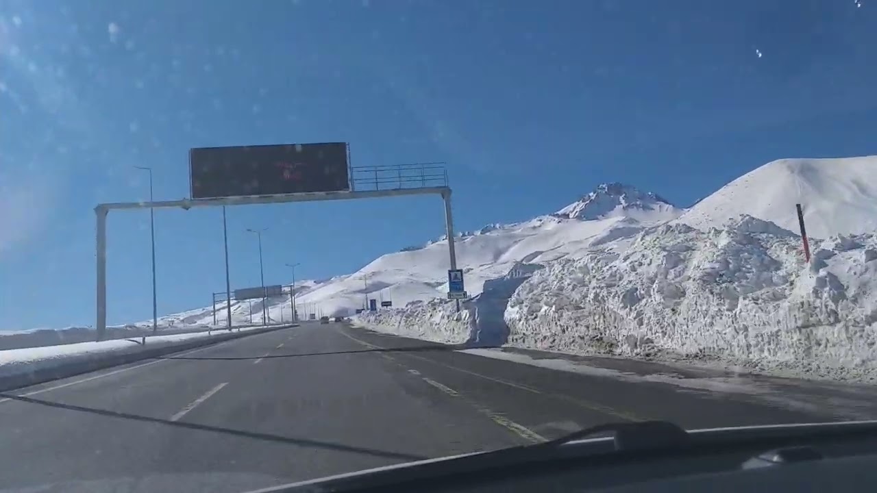 Erciyes Kayak merkezi çıkış  yolu 12.02.2022