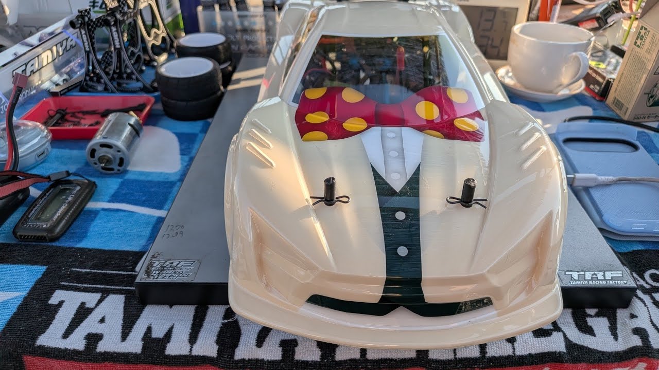 スカイホビー加須サーキットに来てみた♪(-д☆)ｷﾗｯ🎩540ツーリングカーにフンボルト　フォン　ジッキンゲン男爵カラーのライキリGTで走ってみた♪(-д☆)ｷﾗｯ🎩
