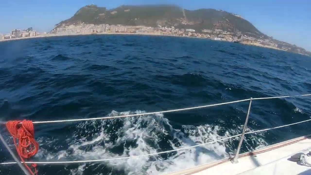 Détroit de Gibraltar, sortie de la baie