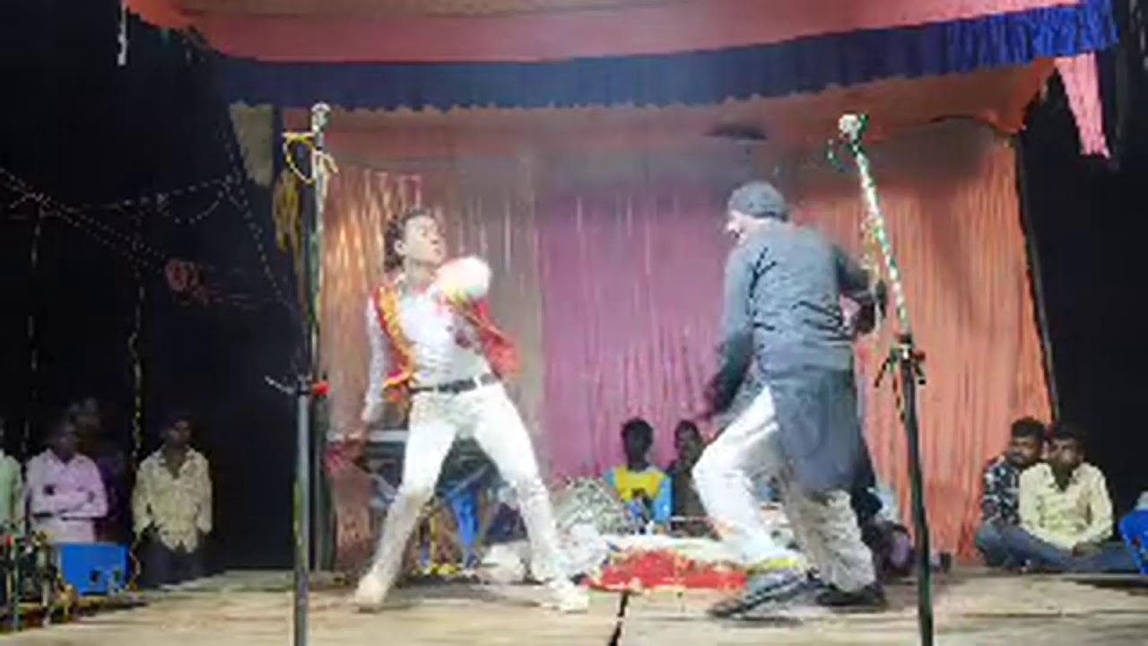 ग्राम, पलवा हार से live nautanki video निकट थरियांव जिला फतेहपुर से Shukla ji ki Nautanki