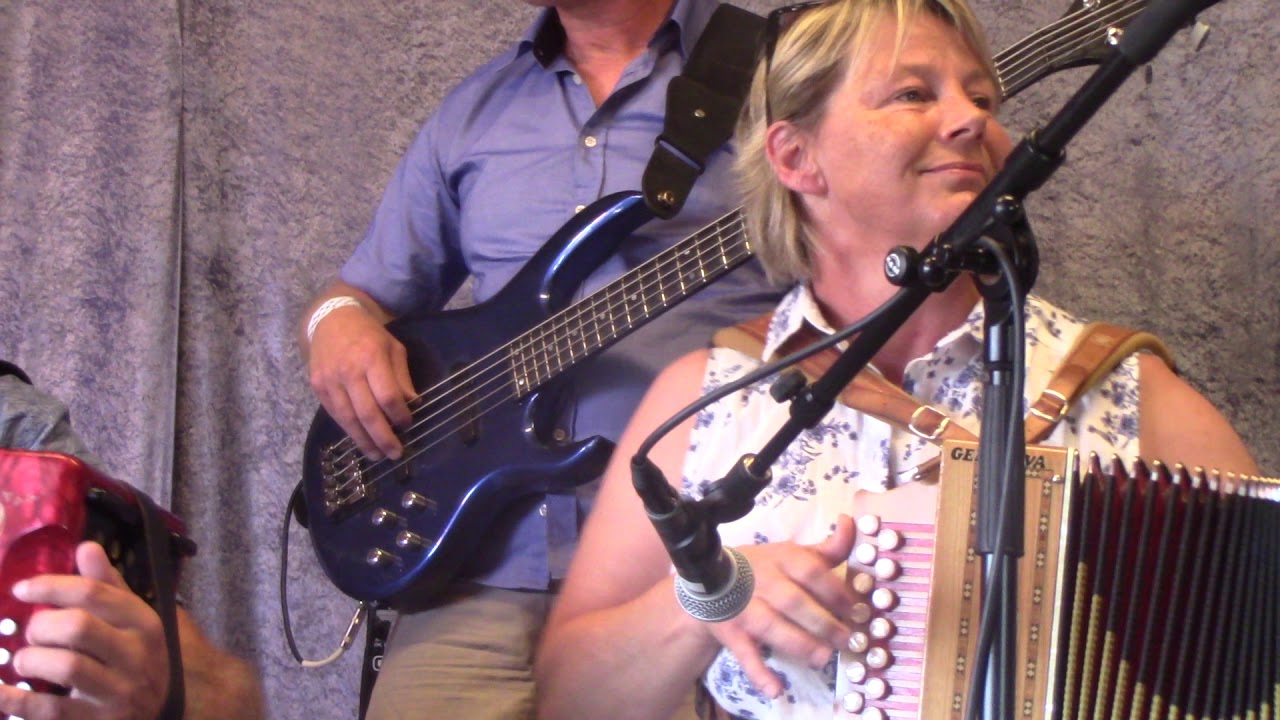 Glamusikfestivalen i Hallen 2019 -  2 - rokkeranj  2 melodier