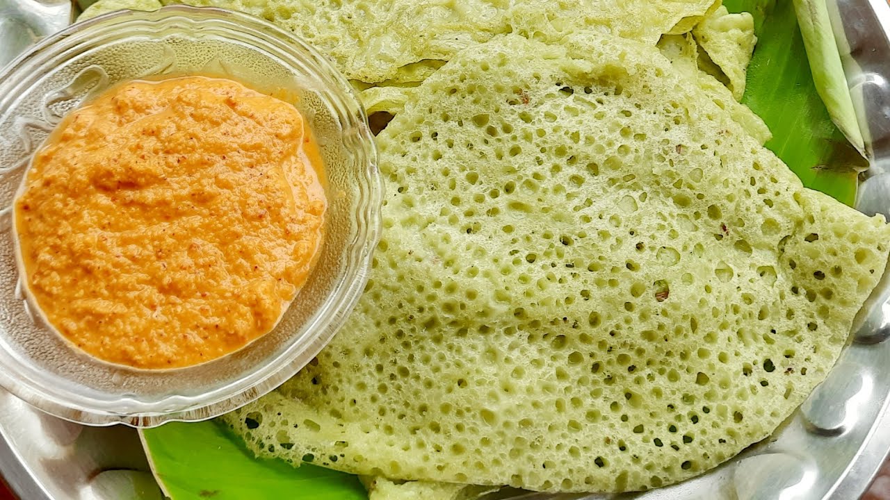 Delicious Coconut Moringa Neeru dosa with Red chutney